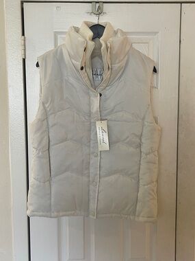 Laurel Quilted High-Collar Vest Size Medium In Cream